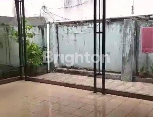KAN RUMAH BESAR FULL FURNISH DI BALIKPAPAN BARU