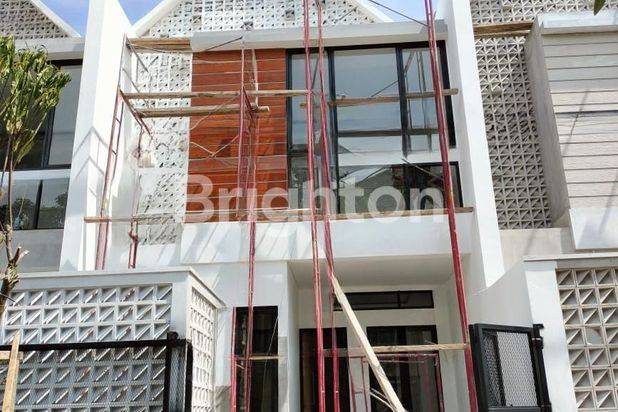 BRAND NEW SCANDINAVIAN 2 LANTAI GADING PANTAI KENJERAN