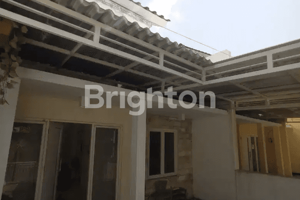 Rumah Semi Minimalis 1 lantai di Greenlake