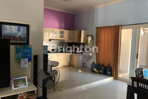 Rmh Bagus di Kutisari Lok Strategis dekat UBAYA
