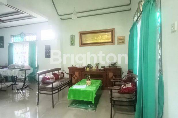RUMAH TENGAH KOTA DEKAT PERTAMINA BALIKPAPAN