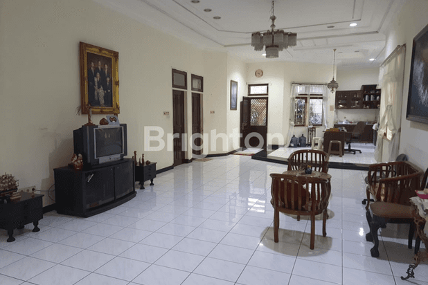 Rumah / Siap Pakai di Dharmahusada Indah Strategis dekat Fasum