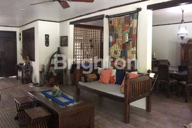 RUMAH KONSEP VILLA DI ORCHID PARK