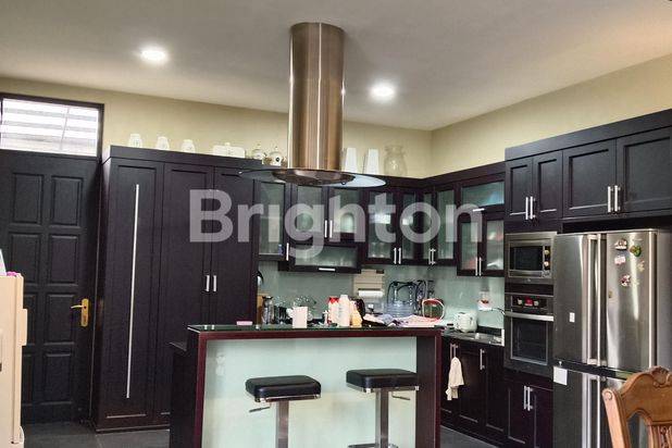 RUMAH VIEW GOLF DAN KOLAM RENANG PRIVATE