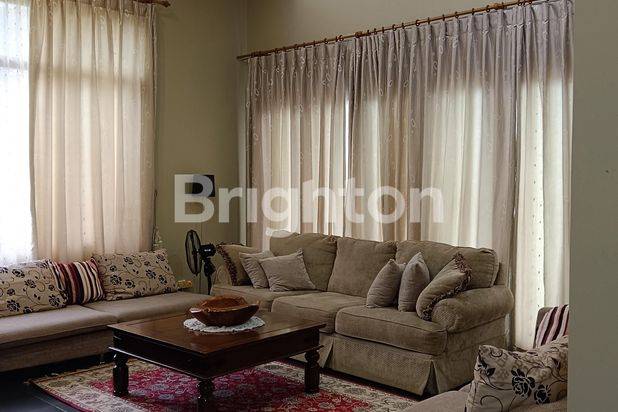 RUMAH VIEW GOLF DAN KOLAM RENANG PRIVATE