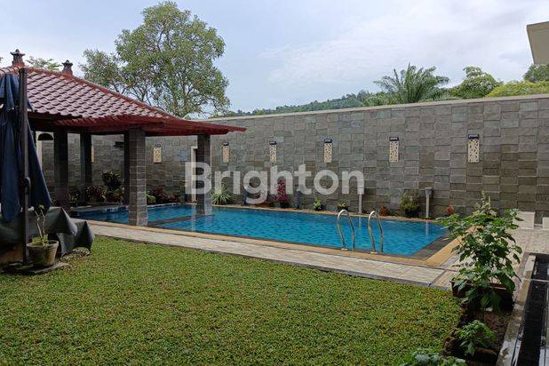RUMAH VIEW GOLF DAN KOLAM RENANG PRIVATE