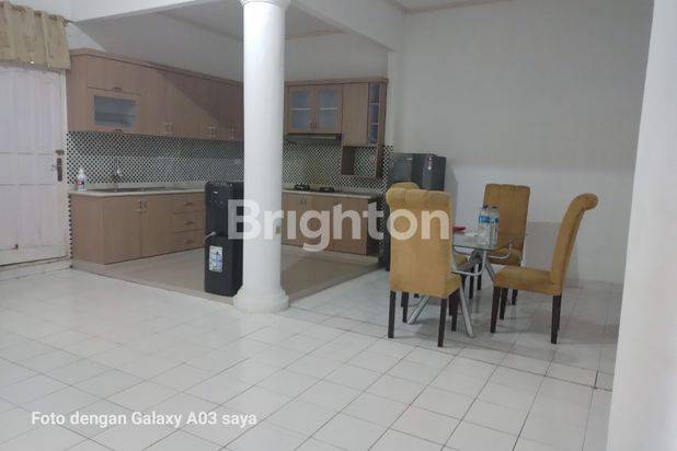 rumah cantik dekat sekolahan Ipeka dan Sekolahan BIS