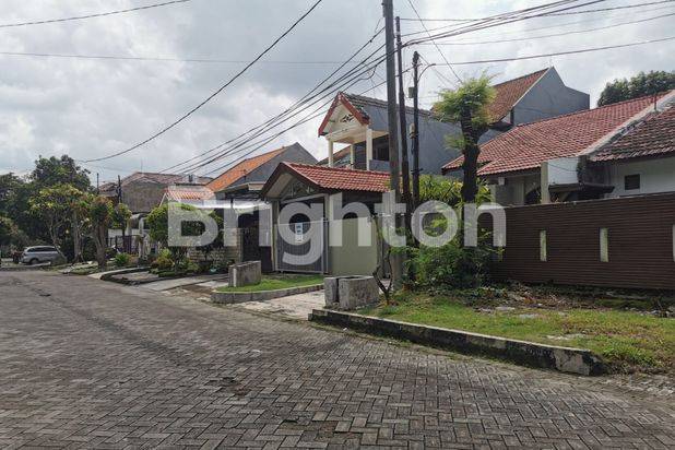 RUMAH 1 LANTAI FULL BANGUNAN DARMO SENTOSA RAYA