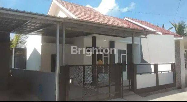 Rumah minimalist di perumahan Gumilang BJBJ