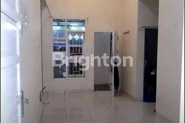 Rumah minimalist di perumahan Gumilang BJBJ