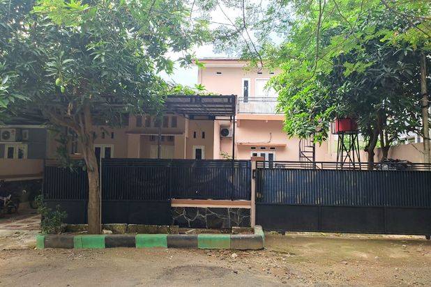 Rumah Di Taman Kota Ciperna
