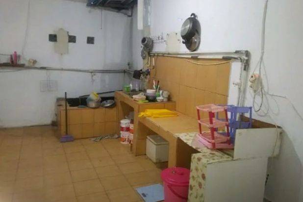 Rumah Minimalis Dekat Sekolah dan Perbelanjaan di Depok Siap KPR J14311