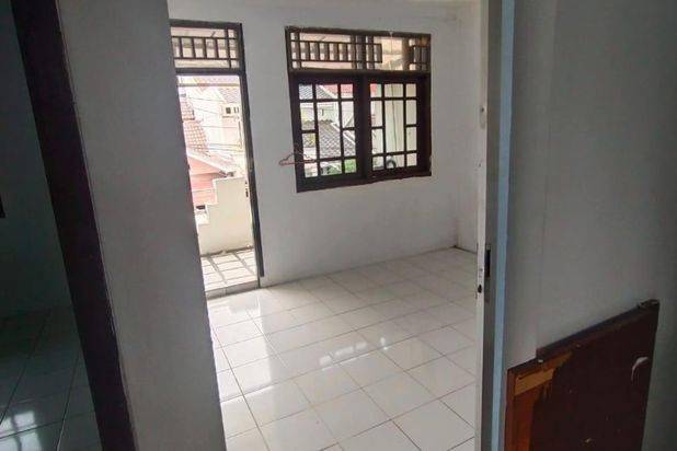 Rumah Siap Huni & Strategis 5 Menit Ke Stasiun Depok Baru di Bumi Villa Pertiwi - Pancoran Mas Permai Kantusri, J16219