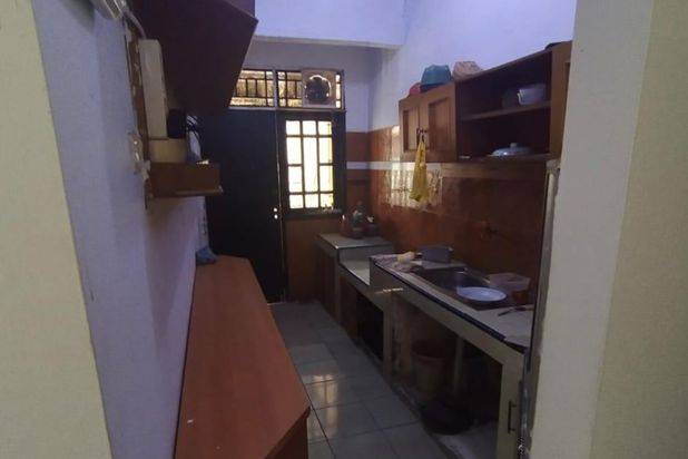 Rumah Siap Huni & Strategis 5 Menit Ke Stasiun Depok Baru di Bumi Villa Pertiwi - Pancoran Mas Permai Kantusri, J16219
