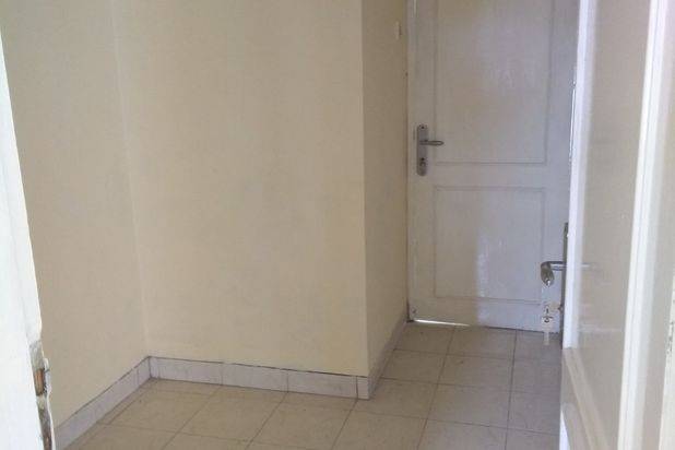Rumah Catania Deltamas Cikarang Luas 152/60 Rp 32 Jt/Th 2 + 1 KT 2 KM