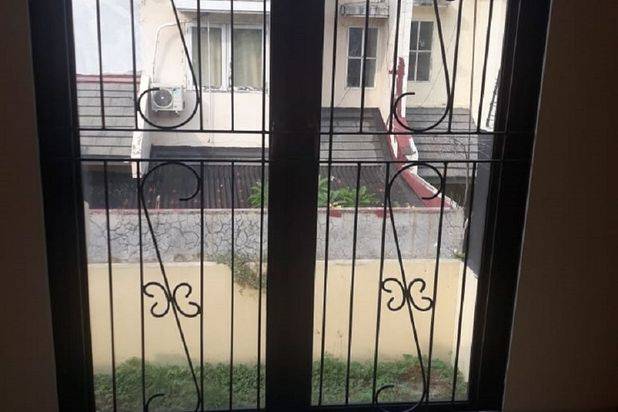 Rumah fresno Deltamas Cikarang 2 Lt Luas 136/82 m2 Rp 40 Jt/Th 3+1 KT 2+1 KM