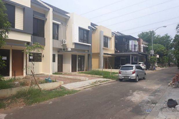 Rumah fresno Deltamas Cikarang 2 Lt Luas 136/82 m2 Rp 40 Jt/Th 3+1 KT 2+1 KM