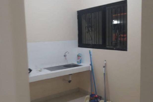 Rumah fresno Deltamas Cikarang 2 Lt Luas 136/82 m2 Rp 40 Jt/Th 3+1 KT 2+1 KM