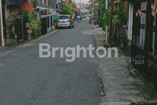 BALIKPAPAN RUMAH RINGROAD PADAT PENDUDUK ( Y310)