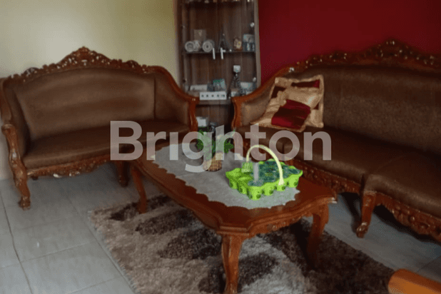 BALIKPAPAN RUMAH DENGAN LAHAN LUAS (Y342)