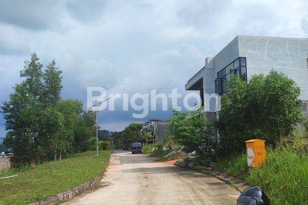 Kavling View Danau di Cluster Agathis Central Sukajadi Batam