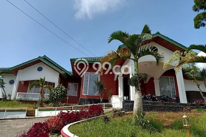 SPECIAL OFFER! Rumah Asri area Padang Sidempuan Timur, Luas 1100m² LB 600m²