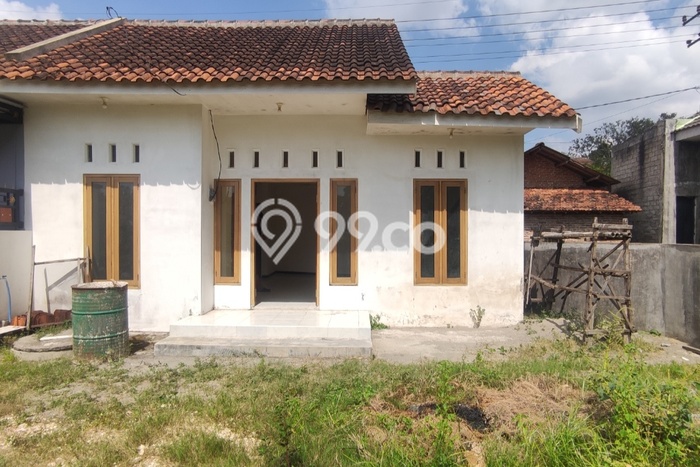 HARGA SPESIAL! Rumah Premium area Sukorejo, Blitar, LT 65m2m² Bangunan 45m2m² BISA KPR!