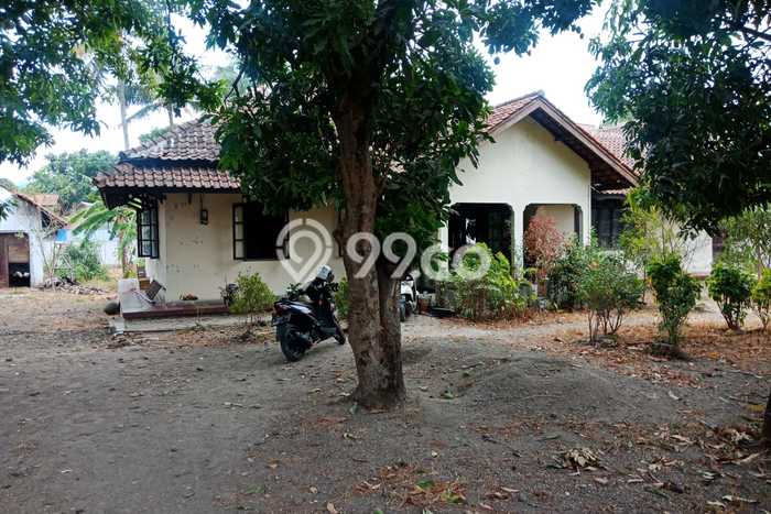 Jual Murah Rumah dengan Luas Tanah 1230m² dan Luas Bangunan 700m² di Kawasan Majalengka Kota, Majalengka