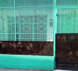 Rumah permanen siap huni .full teralis. bebas banjir, lokasi ramai strategis,dekat dengan jalan raya,kenderaan umum gampang di dapat .