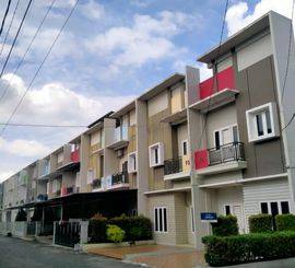 Rumah 2 Lantai Dp Hanya 15 Juta Saja Sudah All In Sampai Akad Daerah Medan Pinggir Jalan