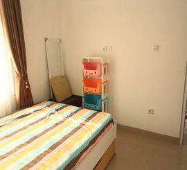 Di jual Rumah 2 lamtai di komsen jatiasih