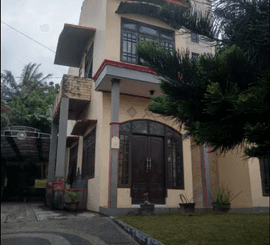 Dijual Rumah 2 Lantai di Voorvo Samarinda