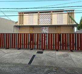 SIAP PAKAI RUMAH KOST RAYA KUTISARI INDAH !!