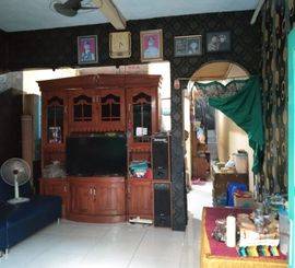 Dijual RUmah Kampung Putat Jaya Timur 2 Lantai murah di Surabaya Full Bangunan
