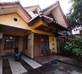 Sewa Rumah Luas dan Nyaman di Pusat Kota Bekasi