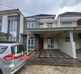 Disewakan rumah baru desain minimalis akses masuk pondok melati bekasi