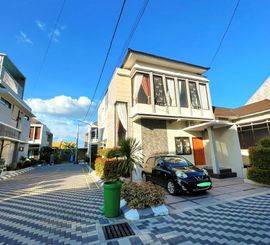 Rumah 2lantai cluster elite di Gentan Solo