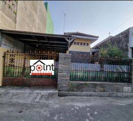 Rumah nyaman dekat tugu bata di Klodran Colomadu