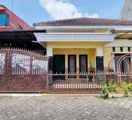 Rumah cluster luas nyaman dekat pasar Kliwon di Wirun Mojolaban