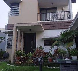 DIJUAL RUMAH 2 LANTAI PERUM IJEN NIRWANA DEKAT PUSAT KOTA MALANG 3,85 MILYAR