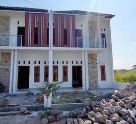 Jual Rumah Modern 2 Lantai Harga Perdana Legalitas SHM di Sukoharjo