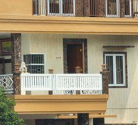 DIJUAL RUMAH HOOK BARU RENOVASI DI SENTUL CITY PEMANDANGAN 4 GUNUNG