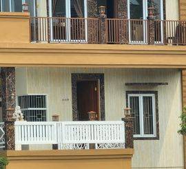 DIJUAL RUMAH HOOK BARU RENOVASI DI SENTUL CITY PEMANDANGAN 4 GUNUNG