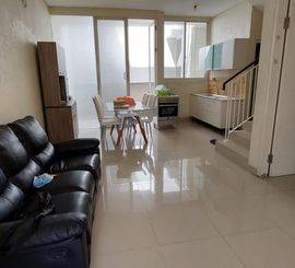 Rumah East Coast Park, Strategis, Full Furnish