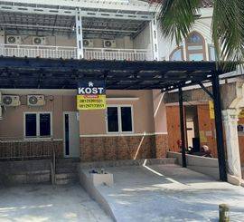 Kost Cemara Meadow Green Lippo Cikarang