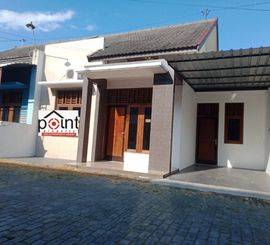 Rumah Second Bagus Cluster di Grogol Sukoharjo (YU)