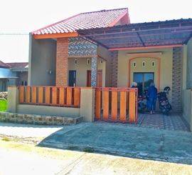 Rumah Baru Siap Huni Tengah Kota dekat Kantor DPRD di Karanganyar Karanganyar (EL)