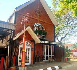 Rumah/ Tempat Usaha Strategis pinggir Jalan Raya di Bendosari Sukoharjo (IY)