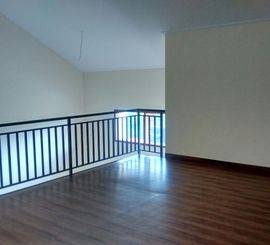 Rumah mezzanine unik murah