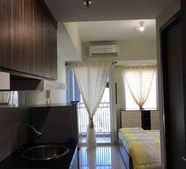 Apartemen Sudut Ada Mesin Cuci Pribadi, Microwave dan Lebih Luas